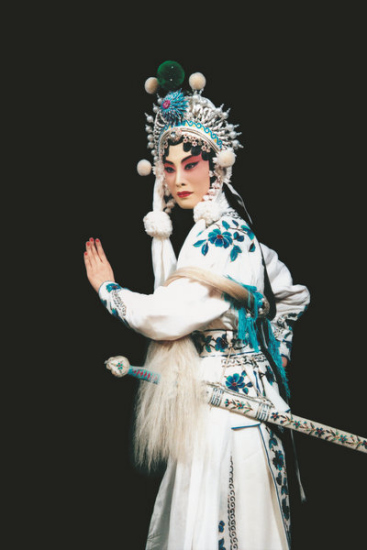 Zhang Huoding is known for her performances in The Legend of the White Snake and The Jewelry Pouch. (Photo provided to China Daily) Zhang Huoding is known for her performances in The Legend of the White Snake and The Jewelry Pouch. (Photo provided to China Daily)