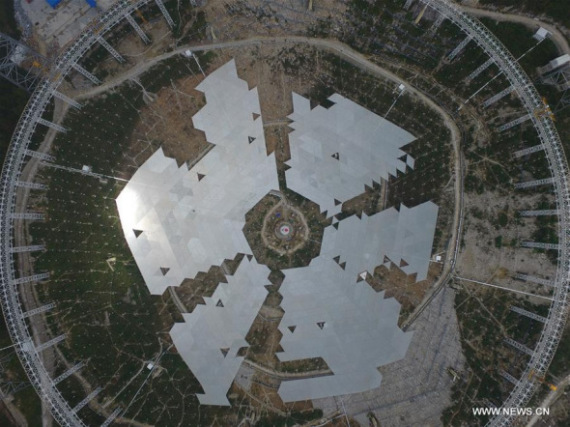 The feed cabin supporting system of China's single-aperture spherical telescope FAST is under test in Qiannan of southwest China's Guizhou Province, Nov. 21, 2015. (Photo: Xinhua/Jin Liwang) The feed cabin supporting system of China's single-aperture spherical telescope FAST is under test in Qiannan of southwest China's Guizhou Province, Nov. 21, 2015. (Photo: Xinhua/Jin Liwang)