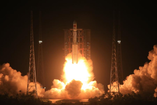 A Long March-7 carrier rocket lifts off from Wenchang Satellite Launch Center, south China's Hainan Province, June 25, 2016. (Xinhua/Li Gang)