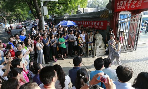Students exit one of the test sites after finishing the gaokao in Beijing on June 8. More and more foreign universities are accepting gaokao scores for Chinese student enrollment. (Photo: Li Hao/GT) Students exit one of the test sites after finishing the gaokao in Beijing on June 8. More and more foreign universities are accepting gaokao scores for Chinese student enrollment. (Photo: Li Hao/GT)