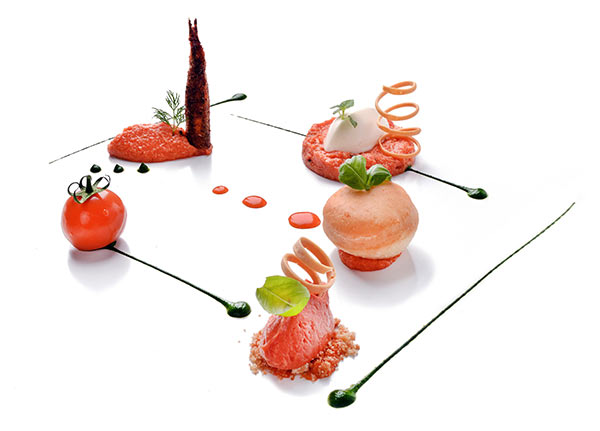 Michelin-starred Vincenzo Guarino brings his culinary artistry to Beijing with other top Italian chefs. Michelin-starred Vincenzo Guarino brings his culinary artistry to Beijing with other top Italian chefs.