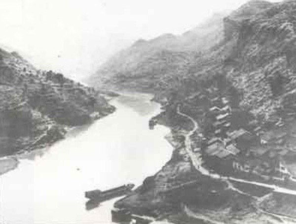 The Red Army crossed the Chishui River for the second and fourth time at Taiping town, Sichuan province, in February and March 1935. [Photo/people.com.cn The Red Army crossed the Chishui River for the second and fourth time at Taiping town, Sichuan province, in February and March 1935. [Photo/people.com.cn
