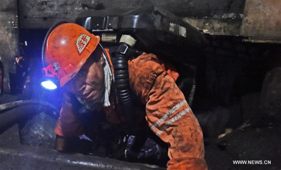 A rescuer works at the site of a coal mine in which a fire broke out in Benxi City, northeast China's Liaoning Province, July 5, 2016. (Xinhua/Yang Qing) A rescuer works at the site of a coal mine in which a fire broke out in Benxi City, northeast China's Liaoning Province, July 5, 2016. (Xinhua/Yang Qing)