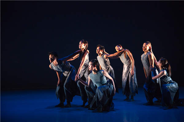 Long River, a contemporary dance piece by Taiwan's WC Dance, will be staged on July 25 at Beijing Tianqiao Performing Arts Center during the Beijing Dance Festival. Photos provided to China Daily Long River, a contemporary dance piece by Taiwan's WC Dance, will be staged on July 25 at Beijing Tianqiao Performing Arts Center during the Beijing Dance Festival. Photos provided to China Daily