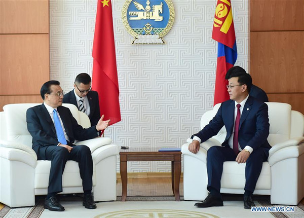 Chinese Premier Li Keqiang (L) holds talks with Mongolian Prime Minister Jargaltulga Erdenebat in Ulan Bator, Mongolia, July 14, 2016. (Xinhua/Zhang Duo) Chinese Premier Li Keqiang (L) holds talks with Mongolian Prime Minister Jargaltulga Erdenebat in Ulan Bator, Mongolia, July 14, 2016. (Xinhua/Zhang Duo)