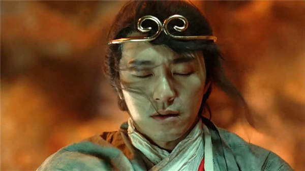 Hong Kong comedy icon Stephen Chow plays Monkey King in Jeffery Lau's 1995 romance and fantasy-comedy film series A Chinese Odyssey. Photos provided to China Daily Hong Kong comedy icon Stephen Chow plays Monkey King in Jeffery Lau's 1995 romance and fantasy-comedy film series A Chinese Odyssey. Photos provided to China Daily