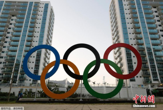 A representation of the Olympic rings is displayed in the Olympic Village in Rio de Janeiro, Brazil, July 23, 2016. (Photo/Agencies) A representation of the Olympic rings is displayed in the Olympic Village in Rio de Janeiro, Brazil, July 23, 2016. (Photo/Agencies)