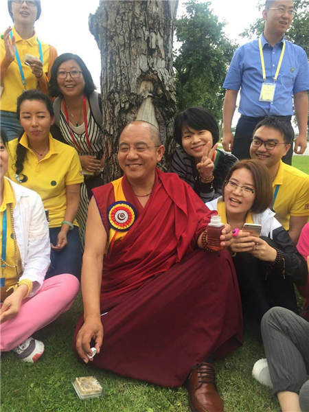 Khenpo Sodargye, a Tibetan Buddhist scholar, attends the Sixth World Youth Buddhist Symposium in Chiang Mai, Thailand. Provided To China Daily Khenpo Sodargye, a Tibetan Buddhist scholar, attends the Sixth World Youth Buddhist Symposium in Chiang Mai, Thailand. Provided To China Daily