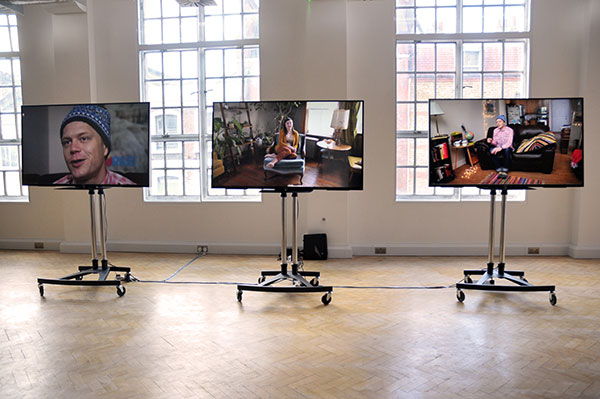 A still image from artist Xiaowen Zhu's installation Distance Between on display at China Exchange in London's Chinatown.(Photo provided to chinadaily.com.cn) A still image from artist Xiaowen Zhu's installation Distance Between on display at China Exchange in London's Chinatown.(Photo provided to chinadaily.com.cn)