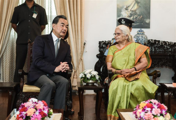 Visiting Chinese Foreign Minister Wang Yi (L) meets with Goa's Governor Mridula Sinha in Goa, India, Aug. 12, 2016. (Photo: Xinhua/Bi Xiaoyang) Visiting Chinese Foreign Minister Wang Yi (L) meets with Goa's Governor Mridula Sinha in Goa, India, Aug. 12, 2016. (Photo: Xinhua/Bi Xiaoyang)