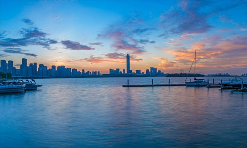 Sunrise above Jinji Lake in Suzhou, Jiangsu Province (Photo/GT) Sunrise above Jinji Lake in Suzhou, Jiangsu Province (Photo/GT)