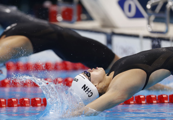 Fu Yuanhui of China competes during women's 100m backstroke final at the Rio Olympic Games in Rio de Janeiro, Brazil, August 8, 2016. The 20-year-old finished in 58.76 seconds and tied for bronze. (Photo/Xinhua) Fu Yuanhui of China competes during women's 100m backstroke final at the Rio Olympic Games in Rio de Janeiro, Brazil, August 8, 2016. The 20-year-old finished in 58.76 seconds and tied for bronze. (Photo/Xinhua)