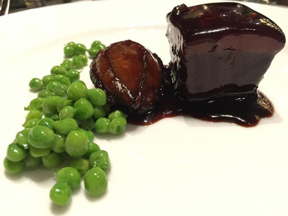 Braised pork with abalone. (Photo provided to China Daily) Braised pork with abalone. (Photo provided to China Daily)