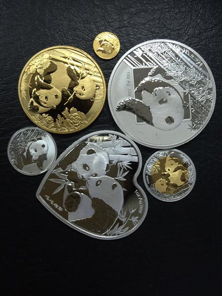 Medals with panda images exported to US. (Photo/provided to chinadaily.com.cn) Medals with panda images exported to US. (Photo/provided to chinadaily.com.cn)