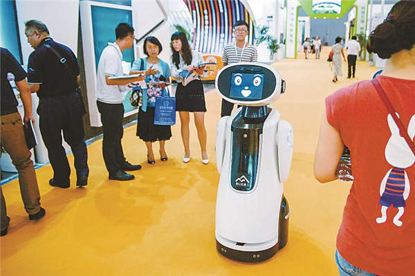 A robot museum guide is on display at the expo. (Photo/Sichuan Daily) A robot museum guide is on display at the expo. (Photo/Sichuan Daily)