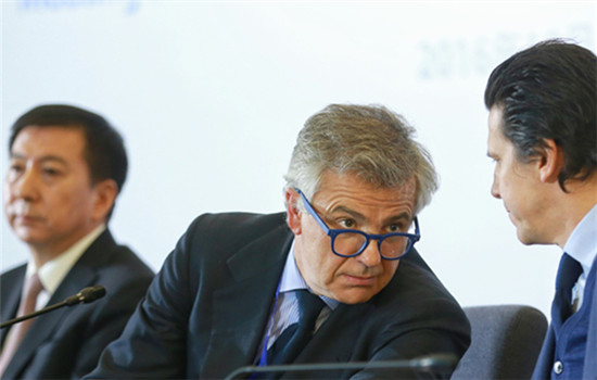 IOC Vice President Juan Antonio Samaranch (Center) attends a news conference on Oct 12, 2016. (Photo by Zou Hong/chinadaily.com.cn) IOC Vice President Juan Antonio Samaranch (Center) attends a news conference on Oct 12, 2016. (Photo by Zou Hong/chinadaily.com.cn)