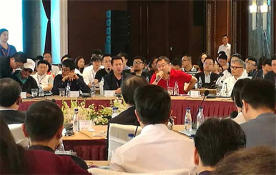 The China Film Makers Forum discusses turning Haikou into 'Oriental Hollywood'. (Photo by Ma zhiping/chinadaily.com.cn) The China Film Makers Forum discusses turning Haikou into 'Oriental Hollywood'. (Photo by Ma zhiping/chinadaily.com.cn)