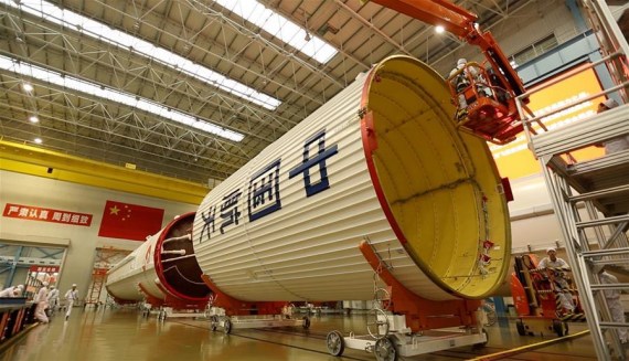 Parts of the Long March-5 rocket, China's largest carrier rocket, are seen at the assembly plant in north China's Tianjin, Aug. 18, 2016. (Photo/Xinhua) Parts of the Long March-5 rocket, China's largest carrier rocket, are seen at the assembly plant in north China's Tianjin, Aug. 18, 2016. (Photo/Xinhua)