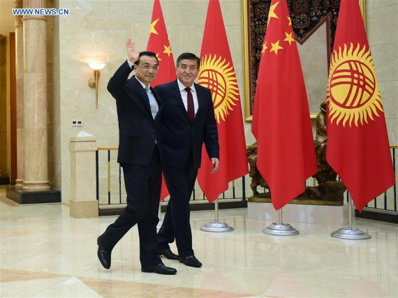 Chinese Premier Li Keqiang (L) holds talks with Kyrgyz Prime Minister Sooronbay Jeenbekov in Bishkek, Kyrgyzstan, Nov. 2, 2016. (Photo: Xinhua/Zhang Duo) Chinese Premier Li Keqiang (L) holds talks with Kyrgyz Prime Minister Sooronbay Jeenbekov in Bishkek, Kyrgyzstan, Nov. 2, 2016. (Photo: Xinhua/Zhang Duo)