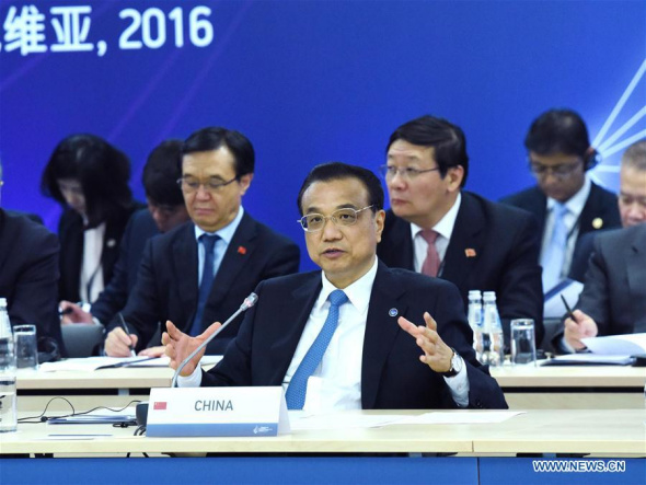 Chinese Premier Li Keqiang (front) attends the Fifth Meeting of Heads of Government of Central and Eastern European Countries (CEEC) and China in Riga, Latvia, Nov. 5, 2016. (Photo: Xinhua/Rao Aimin) Chinese Premier Li Keqiang (front) attends the Fifth Meeting of Heads of Government of Central and Eastern European Countries (CEEC) and China in Riga, Latvia, Nov. 5, 2016. (Photo: Xinhua/Rao Aimin)