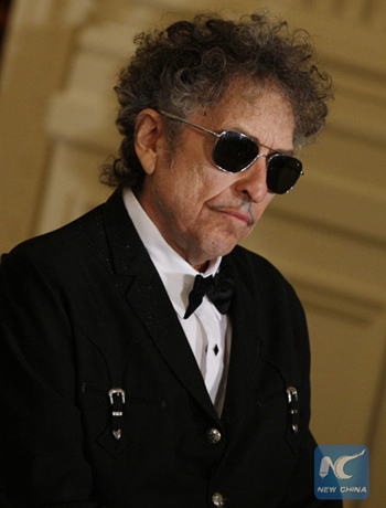 Musician Bob Dylan attends the presentation ceremony of the Medal of Freedom at the White House in Washington D.C. on May 29, 2012 (Photo: Xinhua/Fang Zhe) Musician Bob Dylan attends the presentation ceremony of the Medal of Freedom at the White House in Washington D.C. on May 29, 2012 (Photo: Xinhua/Fang Zhe)