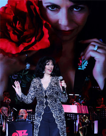 Dutch singer Laura Fygi performs at the recent JZ Festival Xiamen in Fujian province. (Photo provided to China Daily) Dutch singer Laura Fygi performs at the recent JZ Festival Xiamen in Fujian province. (Photo provided to China Daily)