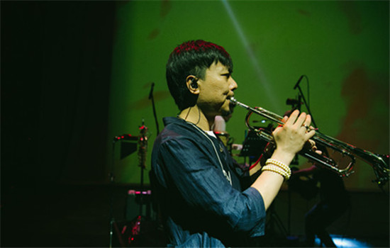 Chen Weilun launches the project China Music House, in which performers of traditonal Chinese operas and folk music share the stage with artists of contemporary music genres. (Photo provided to China Daily) Chen Weilun launches the project China Music House, in which performers of traditonal Chinese operas and folk music share the stage with artists of contemporary music genres. (Photo provided to China Daily)