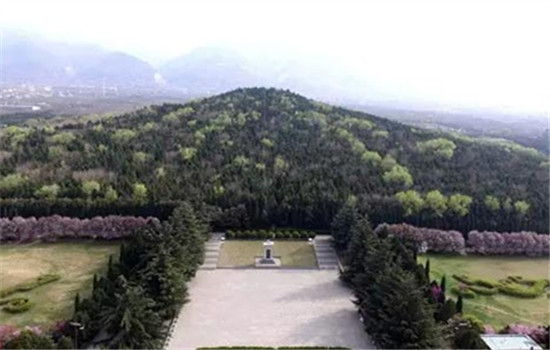 Emperor Qinshihuang's mausoleum (File Photo) Emperor Qinshihuang's mausoleum (File Photo)