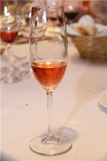 Stella Bella Pink Moscato. (Photo provided to China Daily) Stella Bella Pink Moscato. (Photo provided to China Daily)