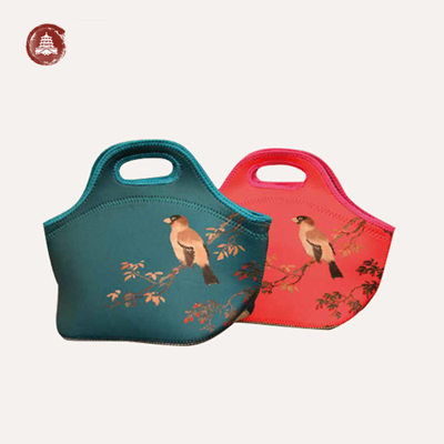 A pair of handbags sold in the Summer Palace online store. (Photo/Summer Palace Royal Business Street) A pair of handbags sold in the Summer Palace online store. (Photo/Summer Palace Royal Business Street)