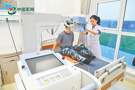 A medical clinic has been established on Yongshu Reef, equipped with emergency wards, a pharmacy and various other resources. (Photo/81.cn) A medical clinic has been established on Yongshu Reef, equipped with emergency wards, a pharmacy and various other resources. (Photo/81.cn)