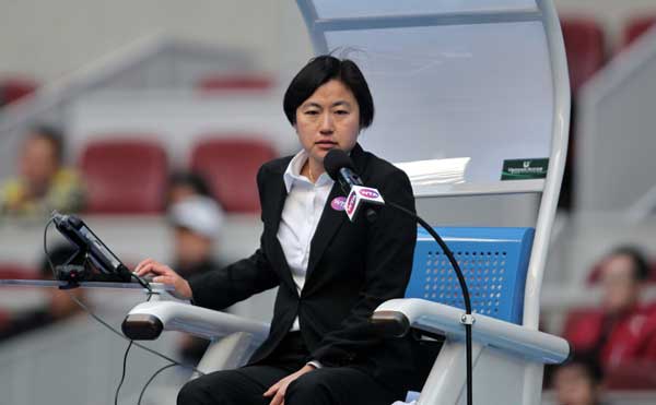 Zhang Juan is the first and only Chinese chair umpire with a gold badge, the highest international certificate. (Photo provided To China Daily) Zhang Juan is the first and only Chinese chair umpire with a gold badge, the highest international certificate. (Photo provided To China Daily)