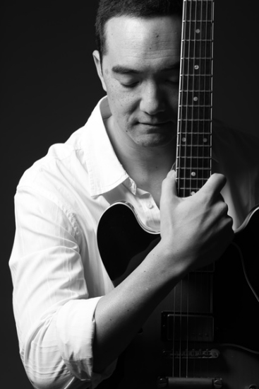 Born and raised in Los Angeles, California, Lawrence has made China his home for over 10 years.(Photo provided to China Daily) Born and raised in Los Angeles, California, Lawrence has made China his home for over 10 years.(Photo provided to China Daily)