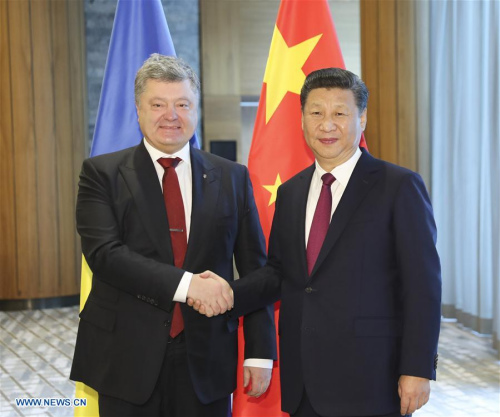 Chinese PresidentXi Jinping(R) meets with Ukrainian President PetroPoroshenkoin Davos, Switzerland, Jan. 17, 2017. (Xinhua/Ding Lin) Chinese PresidentXi Jinping(R) meets with Ukrainian President PetroPoroshenkoin Davos, Switzerland, Jan. 17, 2017. (Xinhua/Ding Lin)