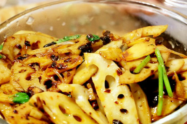 Cumin louts roots with Lao Gan Ma. (File photo) Cumin louts roots with Lao Gan Ma. (File photo)