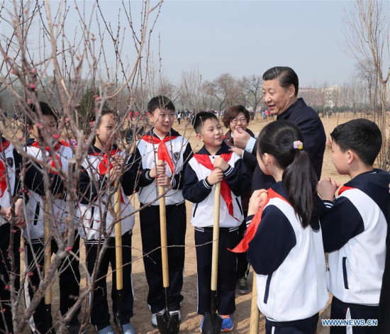 Chinese PresidentXi Jinpingtalks with students as he attends a tree planting activity in Beijing, capital of China, March 29, 2017. China's top leaders Xi Jinping, Zhang Dejiang, Yu Zhengsheng, Liu Yunshan, Wang Qishan and Zhang Gaoli visited east Beijing and planted saplings of different types of trees on Wednesday. (Xinhua/Ju Peng) Chinese PresidentXi Jinpingtalks with students as he attends a tree planting activity in Beijing, capital of China, March 29, 2017. China's top leaders Xi Jinping, Zhang Dejiang, Yu Zhengsheng, Liu Yunshan, Wang Qishan and Zhang Gaoli visited east Beijing and planted saplings of different types of trees on Wednesday. (Xinhua/Ju Peng)