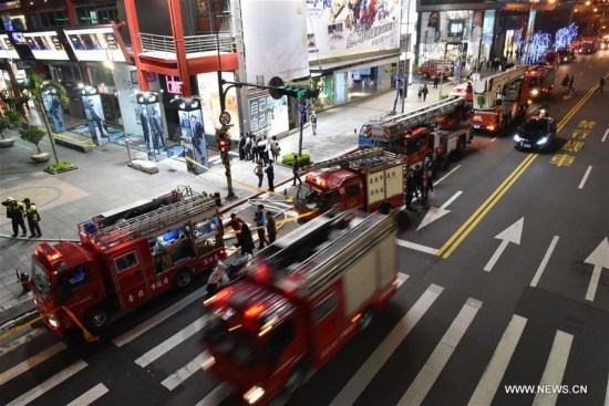 Rescuers work at the site of a cinema fire in Taipei, southeast China, March 29, 2017. A cinema fire in downtown Taipei Wednesday night has forced the evacuation of nearly 1,000 people, the city's fire department said. The fire has been put out. No casualties were reported. (Xinhua/Ou Dongqu) Rescuers work at the site of a cinema fire in Taipei, southeast China, March 29, 2017. A cinema fire in downtown Taipei Wednesday night has forced the evacuation of nearly 1,000 people, the city's fire department said. The fire has been put out. No casualties were reported. (Xinhua/Ou Dongqu)