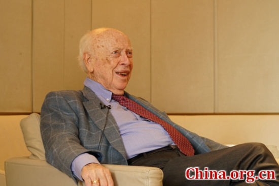 James D. Watson, Nobel laureate for physiology or medicine, talks with China.org.cn. (Photo/China.org.cn) James D. Watson, Nobel laureate for physiology or medicine, talks with China.org.cn. (Photo/China.org.cn)