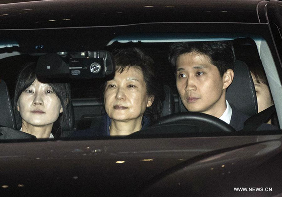 Former South Korean President Park Geun-hye (C) is transferred in a car from Seoul to a detention house in Gyeonggi province, South Korea, on March 31, 2017. Former President Park Geun-hye of South Korea was arrested early Friday as a Seoul court approved the request from prosecutors following her impeachment earlier this month over a corruption scandal embroiling her. (Xinhua/Pool/Lee Young-ho) Former South Korean President Park Geun-hye (C) is transferred in a car from Seoul to a detention house in Gyeonggi province, South Korea, on March 31, 2017. Former President Park Geun-hye of South Korea was arrested early Friday as a Seoul court approved the request from prosecutors following her impeachment earlier this month over a corruption scandal embroiling her. (Xinhua/Pool/Lee Young-ho)
