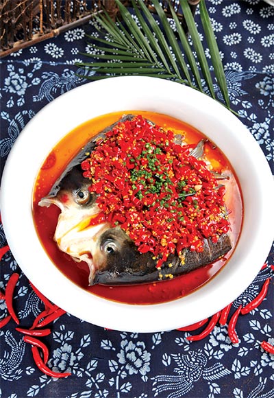 Chili peppers were introduced into China only during the late 15th century or early 16th century via the Silk Road. (Photo provided to China Daily) Chili peppers were introduced into China only during the late 15th century or early 16th century via the Silk Road. (Photo provided to China Daily)