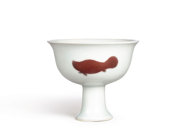 Sotheby's Hong Kong sales of Chinese porcelain on April 5 will auction a copper-red stem cup (right), both dated to the Xuande period. (Photo provided to China Daily) Sotheby's Hong Kong sales of Chinese porcelain on April 5 will auction a copper-red stem cup (right), both dated to the Xuande period. (Photo provided to China Daily)