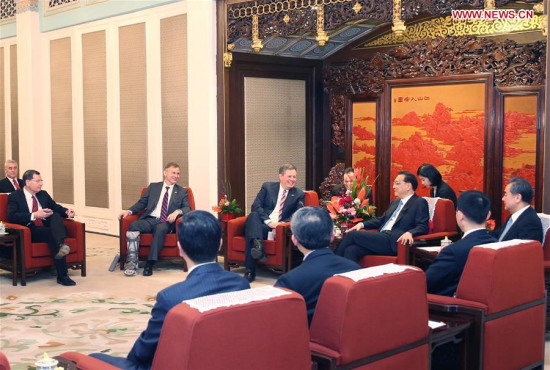 Chinese Premier Li Keqiang meets with the first delegation to China from the new U.S. congress in Beijing, capital of China, April 10, 2017. (Xinhua/Yao Dawei) Chinese Premier Li Keqiang meets with the first delegation to China from the new U.S. congress in Beijing, capital of China, April 10, 2017. (Xinhua/Yao Dawei)