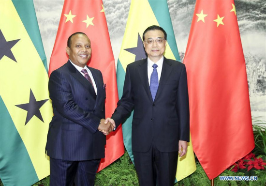 Chinese Premier Li Keqiang (R) shakes hands with visiting Sao Tome and Principe Prime Minister Patrice Trovoada in Beijing, capital of China, April 12, 2017. Li held talks with Trovoada here on Wednesday. (Xinhua/Ding Lin) Chinese Premier Li Keqiang (R) shakes hands with visiting Sao Tome and Principe Prime Minister Patrice Trovoada in Beijing, capital of China, April 12, 2017. Li held talks with Trovoada here on Wednesday. (Xinhua/Ding Lin)