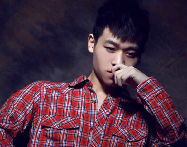 The author of web fiction Fights Break Sphere, Tiancantudou (Li Hu). (Photo/Xinhua) The author of web fiction Fights Break Sphere, Tiancantudou (Li Hu). (Photo/Xinhua)