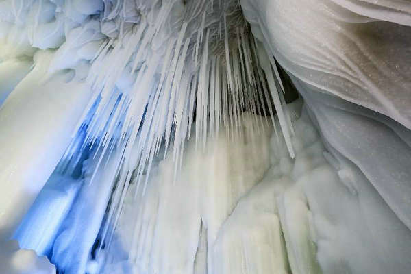 An ice cave stays below freezing despite the arrival of spring in Ningwu county, North China's Shanxi province. The ice cave was formed about 3 million years ago and its temperature stays at -6 Celsius degrees throughout the year. (Photo by Wang Quan/chinadaily.com.cn) An ice cave stays below freezing despite the arrival of spring in Ningwu county, North China's Shanxi province. The ice cave was formed about 3 million years ago and its temperature stays at -6 Celsius degrees throughout the year. (Photo by Wang Quan/chinadaily.com.cn)