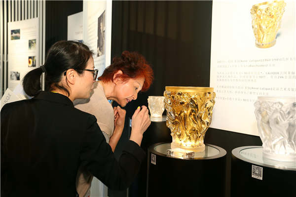 The annual Art Beijing, which is running at the National Agriculture Exhibition Center, has developed into a local, affordable fair with more space devoted to little-known, homegrown galleries, an increased presence of design art and more works by young artists. The annual Art Beijing, which is running at the National Agriculture Exhibition Center, has developed into a local, affordable fair with more space devoted to little-known, homegrown galleries, an increased presence of design art and more works by young artists.