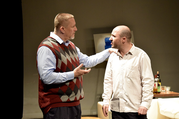 Gregory Joseph Allen (left) and Carlos Ottery (right) rehearse their parts in Art in Beijing, May 7, 2017. (Photo provided to chinadaily.com.cn) Gregory Joseph Allen (left) and Carlos Ottery (right) rehearse their parts in Art in Beijing, May 7, 2017. (Photo provided to chinadaily.com.cn)