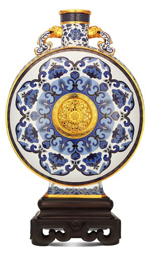 A cloisonné canteen (Photo/Beijing Evening News) A cloisonné canteen (Photo/Beijing Evening News)
