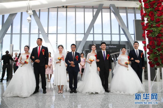 Group wedding of four Chinese couples held on May 20 at Standard Gauge Railway (SGR) Nairobi Terminus. (Photo/Xinhua) Group wedding of four Chinese couples held on May 20 at Standard Gauge Railway (SGR) Nairobi Terminus. (Photo/Xinhua)