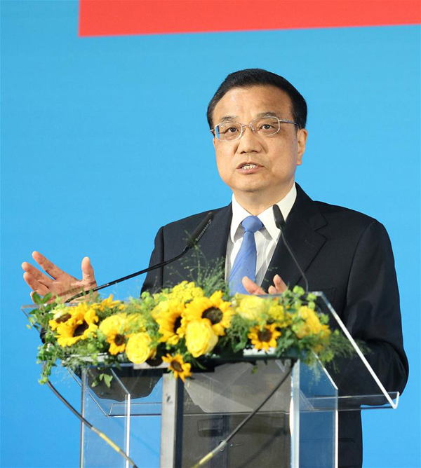 Chinese Premier Li Keqiang delivers a speech at the 12th EU-China Business Summit in Brussels, Belgium, June 2, 2017. (Xinhua/Wang Ye) Chinese Premier Li Keqiang delivers a speech at the 12th EU-China Business Summit in Brussels, Belgium, June 2, 2017. (Xinhua/Wang Ye)